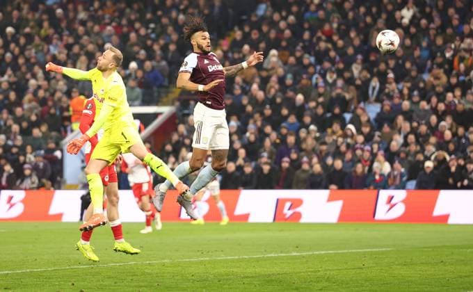 Tyrone Mings of Aston Villa scores a goal 2-2. Aston Villa v Red Bull Salzburg, UEFA Europa League, Group Stage, Football, Villa Park, Birmingham, UK - 29 Jan 2026Birmingham Villa Park United Kingdom EDITORIAL USE ONLY No use with unauthorised audio, video, data, fixture lists, club league logos or live services. Online in-match use limited to 120 images, no video emulation. No use in betting, games or single club league player publications. Copyright: xRyanxBrowne Shutterstockx 16445867cc