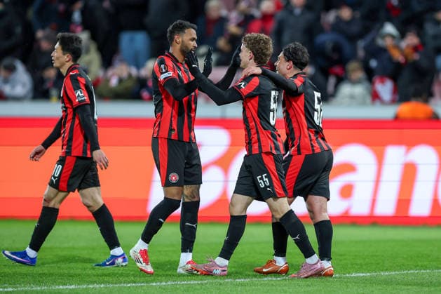 29 01 2026, Football, UEFA Europa League, Matchday 8, FC Midtjylland GNK Dinamo Zagreb, MCH Arena in Herning, Denmark Goal celebration after the 2-0 goal by scorer Victor Bak FC Midtjylland 55 together with Junior Brumado FC Midtjylland 74 Regulations prohibit any use of photographs as image sequences and or quasi video Denmark