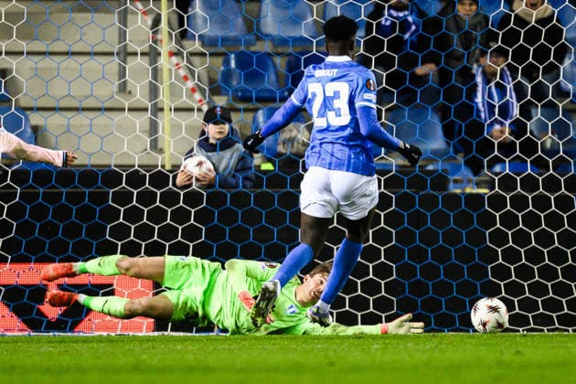 260129 Goalkeeper Melker Ellborg of Malmö FF during the UEFA Europa League football match between KRC Genk and Malmö FF on January 29, 2026 in Genk Photo Simon Hastegard BILDBYRAN kod SH SH0684 fotboll football soccer fotball uefa europa league europa league krc genk malmö ff bbeng  Copyright: SIMONxHASTEGARD BB260129SH069