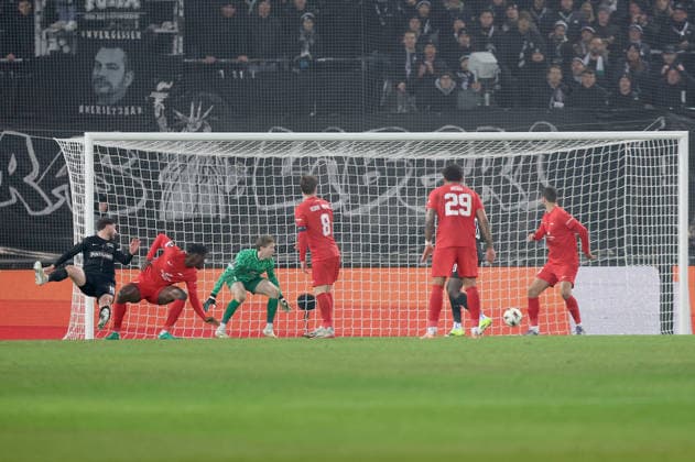SOCCER - UEFA EL, Sturm vs Brann GRAZ,AUSTRIA,29.JAN.26 - SOCCER - UEFA Europa League, SK Sturm Graz vs SK Brann Bergen. Image shows Otar Kiteishvili (Sturm), Boakye, Mathias Dyngeland and Felix Horn Myhre (Brann). keywords: goal.  GEPAxpictures xHansxOberlaender