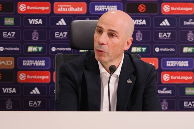 Joan Penarroya, head coach (Partizan Mozzart Bet Belgrade) during EA7 Emporio Armani Milano vs Partizan Belgrado, Basketball Euroleague match in Assago (MI), Italy, January 29 2026  Copyright: xSavinoxPaolella IPAxSportx xipa-agency.netx xx IPA_70722242 IPA_Agency_IPA70722242
