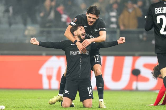 SOCCER - UEFA EL, Sturm vs Brann GRAZ,AUSTRIA,29.JAN.26 - SOCCER - UEFA Europa League, SK Sturm Graz vs SK Brann Bergen. Image shows the rejoicing of Emir Karic and Otar Kiteishvili (Sturm).  GEPAxpictures xChrisxBauer