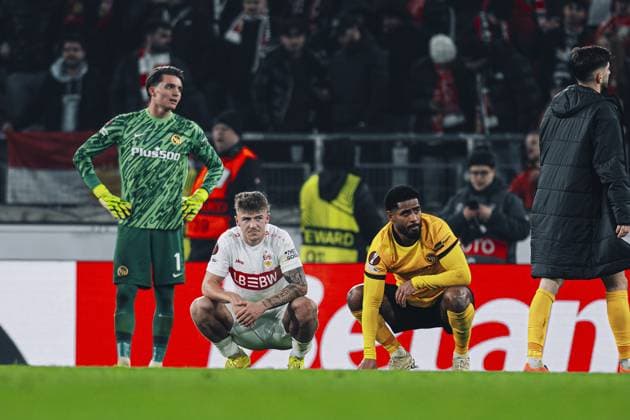Marvin Keller 1 BSC Young Boys , Saidy Janko 17 BSC Young Boys and Finn Jeltsch 29 VfB Stuttgart show exhaustion after the game Players exhausted after the game Copyright: xspeedshotx