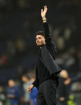 Rangers head coach Danny Röhl applauds the traveling fans after the UEFA Europa League league phase match at Estadio do Dragao, Porto. Porto v Rangers - UEFA Europa League - Estadio do Dragao, Portugal - 29 Jan 2026Porto Estadio do Dragao Portugal EDITORIAL USE ONLY  Copyright: xRangersxFC Shutterstockx 16488595do