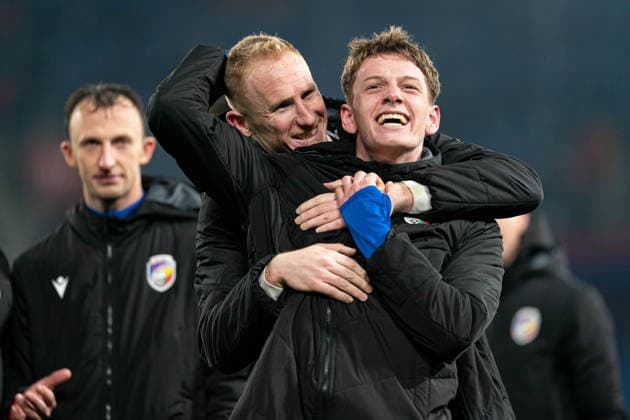 Jiri Panos (20 FC Viktoria Plzen), right, celebrating with team after winning the UEFA Europa League match between FC Basel 1893 and FC Viktoria Plzen at St. Jakob-Park, Basel, Switzerland. Copyright: xPriscilaxBütlerx xSPPx Sportspressphoto_SPR86826
