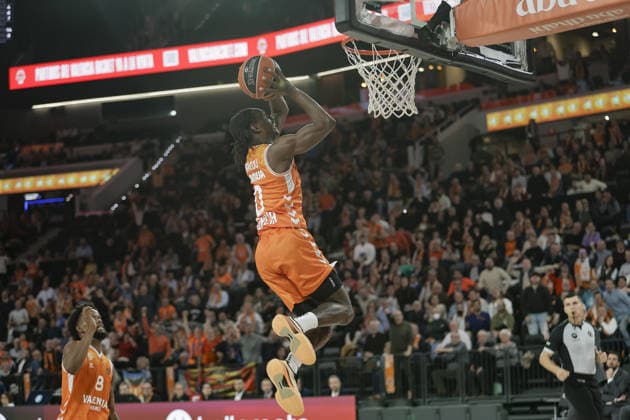 Valencia Basket v Maccabi Tel Aviv - EuroLeague VALENCIA, SPAIN - JANUARY 29: Brancou Badio (0) of Valencia Basket in action during EuroLeague basketball match between Valencia Basket and Maccabi Rapyd Tel-Aviv at Roig Arena in Valencia, Spain, on January 29, 2026. Jose Miguel Fernandez Anadolu Valencia Spain. Editorial use only. Please get in touch for any other usage.  Copyright: x2026xAnadoluxJosexMiguelxFernandezx