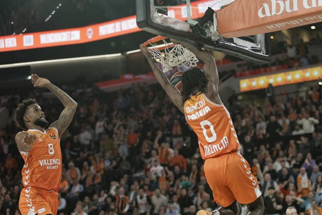 Valencia Basket v Maccabi Tel Aviv - EuroLeague VALENCIA, SPAIN - JANUARY 29: Brancou Badio (0) of Valencia Basket in action during EuroLeague basketball match between Valencia Basket and Maccabi Rapyd Tel-Aviv at Roig Arena in Valencia, Spain, on January 29, 2026. Jose Miguel Fernandez Anadolu Valencia Spain. Editorial use only. Please get in touch for any other usage.  Copyright: x2026xAnadoluxJosexMiguelxFernandezx