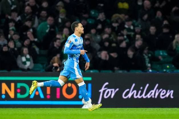 Adrian Blake of FC Utrecht celebrates after scoring to reduce Celtic s lead to 3-2. Celtic v Utrecht, UEFA Europa League, Group Stage, Football, Celtic Park, Glasgow, UK - 29 Jan 2026Glasgow Celtic Park United Kingdom EDITORIAL USE ONLY No use with unauthorised audio, video, data, fixture lists, club league logos or live services. Online in-match use limited to 120 images, no video emulation. No use in betting, games or single club league player publications. Copyright: xStuartxWallace Shutterstockx 16445870bt