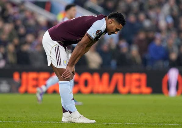 Birmingham, England, 29th January 2026. Ollie Watkins of Aston Villa moments before going off injured during the Aston Villa vs FC Salzburg UEFA Europa League match at Villa Park, Birmingham. Picture credit should read: Andrew Yates Sportimage EDITORIAL USE ONLY. No use with unauthorised audio, video, data, fixture lists, club league logos or live services. Online in-match use limited to 120 images, no video emulation. No use in betting, games or single club league player publications. SPI_076_AY_Villa_Salzburg SPI-4490-0077