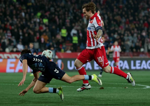 Crvena Zvezda v Celta Vigo, UEFA Europa League, League Phase, season 2025-2026 Belgrade, Serbia. 29th Jan, 2026. Crvena Zvezda s Aleksandar Katai (R) during the UEFA Europa League match between Crvena Zvezda (Red Star) and Celta Vigo in Belgrade, Serbia, Jan. 29, 2026. Belgrade Serbia Copyright: xPedjaxMilosavljevic STARSPORTx 2026x