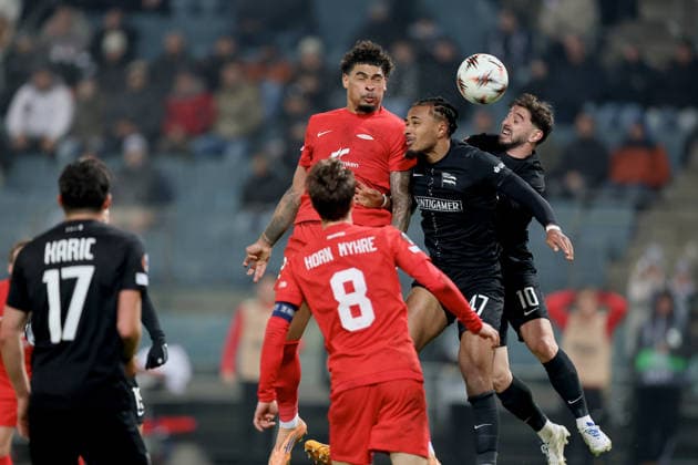 SOCCER - UEFA EL, Sturm vs Brann GRAZ,AUSTRIA,29.JAN.26 - SOCCER - UEFA Europa League, SK Sturm Graz vs SK Brann Bergen. Image shows Emir Karic (Sturm), Felix Horn Myhre, Noah Holm (Brann), Emanuel Aiwu (Sturm) and Otar Kiteishvili (Sturm).  GEPAxpictures xHansxOberlaender