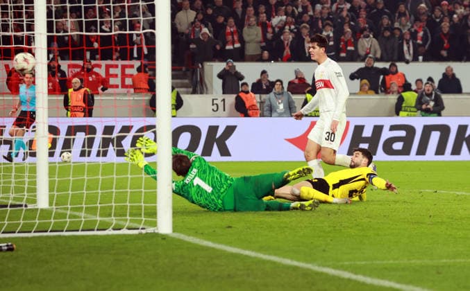 29 01 26 VfB Stuttgart Young Boys Bern Germany, Stuttgart, 29 01 2026, Football, UEFA Europa League, Season 2025 2026, VfB Stuttgart Young Boys Bern Chema Andres VfB Stuttgart Goal 3 2 Chema