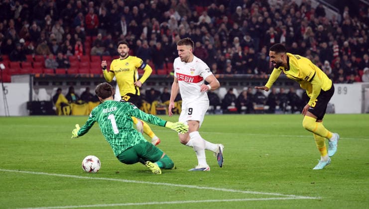 29 01 26 VfB Stuttgart Young Boys Bern Germany, Stuttgart, 29 01 2026, Football, UEFA Europa League, Season 2025 2026, VfB Stuttgart Young Boys Bern Ermedin Demirovic VfB Stuttgart Goal 2 0 Demirovic