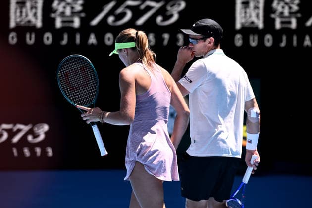 TENNIS AUSTRALIAN OPEN, Olivia Gadecki and John Peers of Australia in action against Kristina Mladenovic and Manuel Guinard of France during the mixed doubles final on day 13 of the 2026 Australian Open tennis tournament at Melbourne Park in Melbourne, Friday, January 30, 2026. ( NO ARCHIVING MELBOURNE VICTORIA AUSTRALIA  Copyright: xJOELxCARRETTx 20260130185424304098