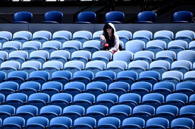 TENNIS AUSTRALIAN OPEN, A lone spectator watches Olivia Gadecki and John Peers of Australia in action against Kristina Mladenovic and Manuel Guinard of France during the mixed doubles final on day 13 of the 2026 Australian Open tennis tournament at Melbourne Park in Melbourne, Friday, January 30, 2026. ( NO ARCHIVING MELBOURNE VICTORIA AUSTRALIA  Copyright: xJOELxCARRETTx 20260130193723892352