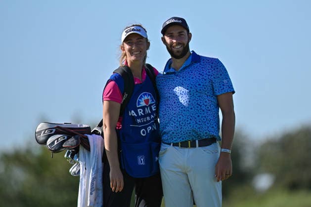 January 29, 2026: Thomas Rosenmueller and his caddy Angus Hay pose together on the 17th hole during the first round of the Farmers Insurance Open on Torrey Pines North Course in San Diego, California. CSM San Diego USA - ZUMAc04_ 20260129_zma_c04_036 Copyright: xJustinxFinex