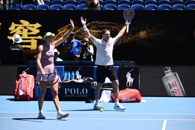 TENNIS AUSTRALIAN OPEN, Olivia Gadecki and John Peers of Australia celebrate their win over Kristina Mladenovic and Manuel Guinard of France in the mixed doubles final on day 13 of the 2026 Australian Open tennis tournament at Melbourne Park in Melbourne, Friday, January 30, 2026. ( NO ARCHIVING MELBOURNE VICTORIA AUSTRALIA  Copyright: xJOELxCARRETTx 20260130174377257035