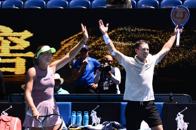 TENNIS AUSTRALIAN OPEN, Olivia Gadecki and John Peers of Australia celebrate their win over Kristina Mladenovic and Manuel Guinard of France in the mixed doubles final on day 13 of the 2026 Australian Open tennis tournament at Melbourne Park in Melbourne, Friday, January 30, 2026. ( NO ARCHIVING MELBOURNE VICTORIA AUSTRALIA  Copyright: xJOELxCARRETTx 20260130184071272172
