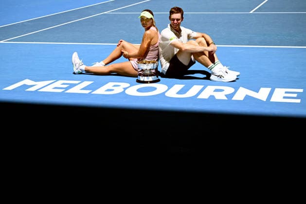 TENNIS AUSTRALIAN OPEN, Olivia Gadecki and John Peers of Australia pose with the trophy following their win over Kristina Mladenovic and Manuel Guinard of France in the mixed doubles final on day 13 of the 2026 Australian Open tennis tournament at Melbourne Park in Melbourne, Friday, January 30, 2026. ( NO ARCHIVING MELBOURNE VICTORIA AUSTRALIA  Copyright: xJOELxCARRETTx 20260130189672660813