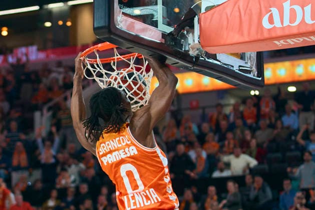 Valencia basket Vs Maccabi Rapyd Tel Aviv in Valencia - 29 Jan 2026 Brancou Badio of Valencia basket seen in action during the Euroleague Regular Season Round 25 between Valencia basket and Maccabi Rapyd Tel Aviv at Roig Arena Stadium. Valencia basket 94 - 83 Maccabi Rapyd Tel Aviv Valencia Spain Copyright: xGermanxVidalxPoncex xSOPAxImagesx sport_29126_00336