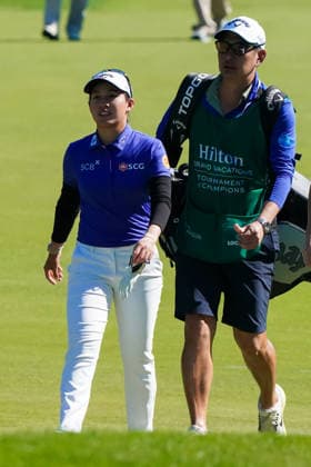 January 29, 2026, Orlando, Florida, USA: Jeeno Thitikul (L) and her caddie approach the 9th green during the first round of the 2026 Hilton Grand Vacations Tournament of Champions at Lake Nona Golf & Country Club. Orlando USA - ZUMAw109 20260129_fap_w109_014 Copyright: xDebbyxWongx