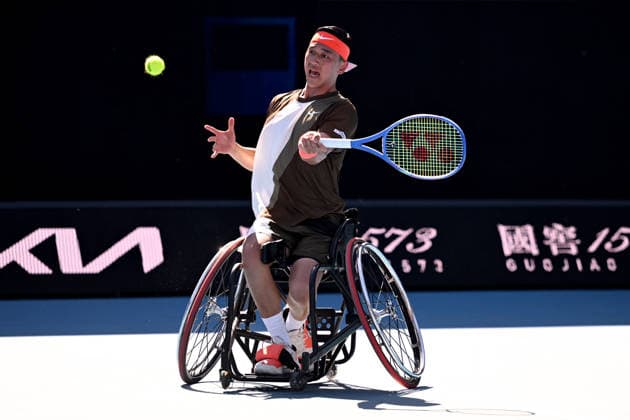 TENNIS AUSTRALIAN OPEN, Tokito Oda of Japan in action during the men™s wheelchair singles semifinal against Gustavo Fernandez of Argentina on day 13 of the 2026 Australian Open tennis tournament at Melbourne Park in Melbourne, Friday, January 30, 2026. ( NO ARCHIVING MELBOURNE VICTORIA AUSTRALIA  Copyright: xJAMESxROSSx 20260130136433111931