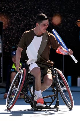 TENNIS AUSTRALIAN OPEN, Tokito Oda of Japan celebrates match point during the men™s wheelchair singles semifinal against Gustavo Fernandez of Argentina on day 13 of the 2026 Australian Open tennis tournament at Melbourne Park in Melbourne, Friday, January 30, 2026. ( NO ARCHIVING MELBOURNE VICTORIA AUSTRALIA  Copyright: xJAMESxROSSx 20260130183613158762