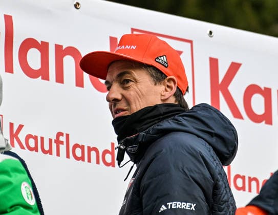 GER, FIS Skiflug Weltmeisterschaft in Oberstdorf 23.01.2026, Heini-Klopfer-Skiflugschanze, Oberstdorf, GER, FIS Skiflug Weltmeisterschaft in Oberstdorf, Teamspringen, im Bild DSV Trainer Andreas Mitter (AUT) *** GER, FIS Ski Flying World Championships in Oberstdorf 23 01 2026, Heini Klopfer Ski Flying Hill, Oberstdorf, GER, FIS Ski Flying World Championships in Oberstdorf, team jumping, in the picture DSV coach Andreas Mitter AUT nordphotoxGmbHx xHafner nph00200