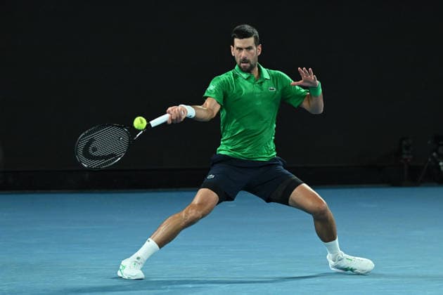 TENNIS AUSTRALIAN OPEN, Novak Djokovic of Serbia in action during the men™s semifinal against Jannik Sinner of Italy on day 13 of the 2026 Australian Open tennis tournament at Melbourne Park in Melbourne, Friday, January 30, 2026. ( NO ARCHIVING MELBOURNE VICTORIA AUSTRALIA  Copyright: xJAMESxROSSx 20260130118265030878