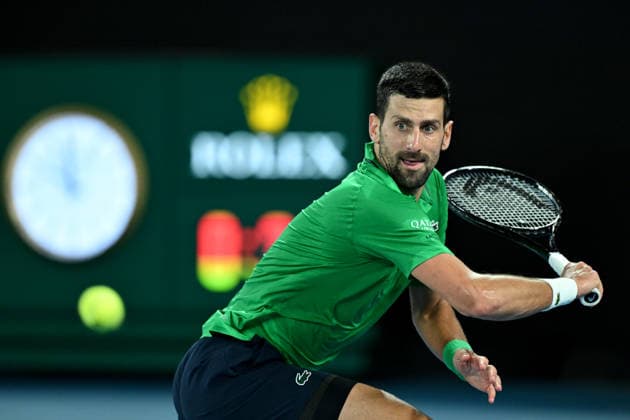 TENNIS AUSTRALIAN OPEN, Novak Djokovic of Serbia in action during the men™s semifinal against Jannik Sinner of Italy on day 13 of the 2026 Australian Open tennis tournament at Melbourne Park in Melbourne, Friday, January 30, 2026. ( NO ARCHIVING MELBOURNE VICTORIA AUSTRALIA  Copyright: xJAMESxROSSx 20260130157120069155