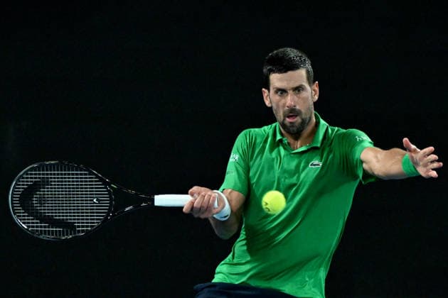TENNIS AUSTRALIAN OPEN, Novak Djokovic of Serbia in action during the men™s semifinal against Jannik Sinner of Italy on day 13 of the 2026 Australian Open tennis tournament at Melbourne Park in Melbourne, Friday, January 30, 2026. ( NO ARCHIVING MELBOURNE VICTORIA AUSTRALIA  Copyright: xJAMESxROSSx 20260130185872743250