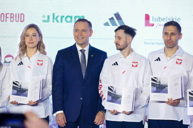WARSZAWA 30.01.2026 XXV ZIMOWE IGRZYSKA OLIMPIJSKIE MEDIOLAN-CORTINA 2026 - SLUBOWANIE OLIMPIJSKIE REPREZENTACJA POLSKI TEAM PL --- MILANO-CORTINA 2026 XXV OLYMPIC Winter games, Winterspiele,Spiele, Summer games - OLYMPIC OATH OF POLISH national team, Nationalteam IN WARSAW NATALIA ROZWADOWSKA KAROL NAWROCKI MARCIN KASPRZYK TOMASZ KOWALSKI FOT. ANNA KLEPACZKO FOTOPYK NEWSPIX.PL --- newspix.pl 