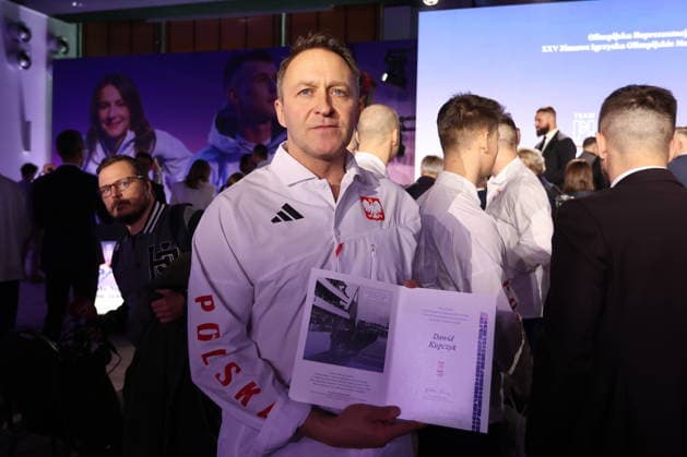 WARSZAWA 30.01.2026 XXV ZIMOWE IGRZYSKA OLIMPIJSKIE MEDIOLAN-CORTINA 2026 - SLUBOWANIE OLIMPIJSKIE REPREZENTACJA POLSKI TEAM PL --- MILANO-CORTINA 2026 XXV OLYMPIC Winter games, Winterspiele,Spiele, Summer games - OLYMPIC OATH OF POLISH national team, Nationalteam IN WARSAW DAWID KUPCZYK FOT. ANNA KLEPACZKO FOTOPYK NEWSPIX.PL --- newspix.pl 
