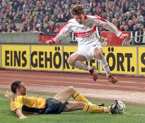 27 02 03 VfB Stuttgart Celtic Glasgow Germany, Stuttgart, 27 02 2003, Soccer, UEFA Cup, Season 2002 2003, VfB Stuttgart Celtic Glasgow 3 2 v l Paul Lambert Celtic Glasgow , Alexander Hleb VfB Stuttgart
