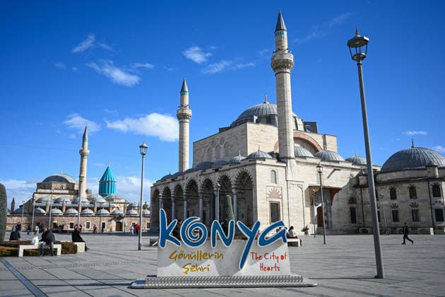 2026 UEC Track Elite European Championships Picture by Olly Hassell SWpix.com - 30 01 2026 - 2026 UEC Track Elite European Championships - Mevlana MeydanÄ±, Konya, Türkiye - A general view (GV) of the Konya sign in Mevlana MeydanÄ± with the Selimiye Mosque in the background. Konya plays host to the 2026 UEC Track Elite European Championships between the 1st and 5th of February 2026. Copyright: x xSWpix.comx(t axPhotographyxHubxLtd)xOllyxHassell SWpix.comx SWP-3177-0003