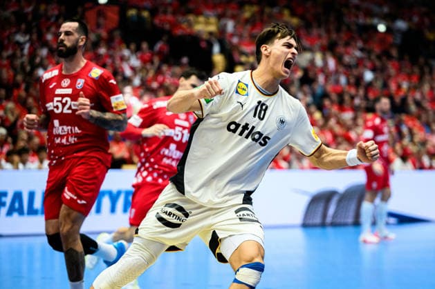 Herning handball European Championship 2026 semi-final Germany Croatia Julian Köster Koester Germany jubilation joy emotion goal celebration goal scorer Herning Jyske Bank boxing Denmark