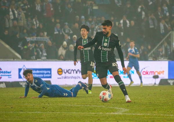 Germany Soccer 2 Bundesliga 2025 26, 20 Matchday 1 FC Magdeburg vs Hannover 96 Avnet Arena Stadion Magdeburg Elias Saad Hannover 96, 24 Magdeburg Copyright: xAymanxAlahmedx