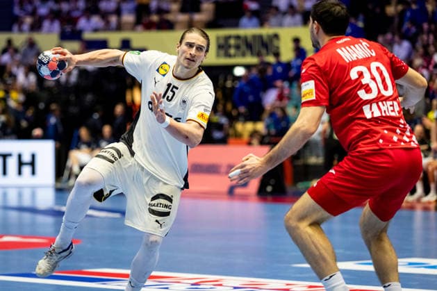 HERNING, DENMARK - JANUARY 30: Juri Knorr (Germany, 15) against against Marko Mamic (Croatia, 30) during the EHF EURO 2026 Semifinal 1 match between Germany vs Croatia at Jyske Bank Boxen Arena on January 30, 2026 in Herning, Denmark. Midtjylland Denmark Copyright: xMarioxM.xKobergx