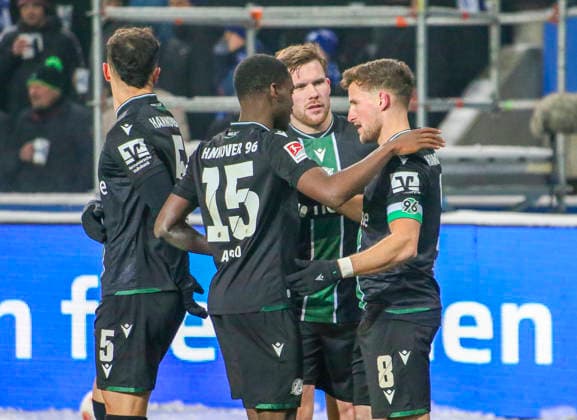 Germany Soccer 2 Bundesliga 2025 26, 20 Matchday 1 FC Magdeburg vs Hannover 96 Avnet Arena Stadion Magdeburg Goal celebration Enzo Leopold Hannover 96, 8 Virgil GhiÅ£Äƒ Virgil Ghita Hannover 96, 5 NoÃ l AsÃ ko Noel Aseko Hannover 96, 15 Benjamin Källman Benjamin Kallman Hannover 96, 9 Magdeburg Copyright: xAymanxAlahmedx