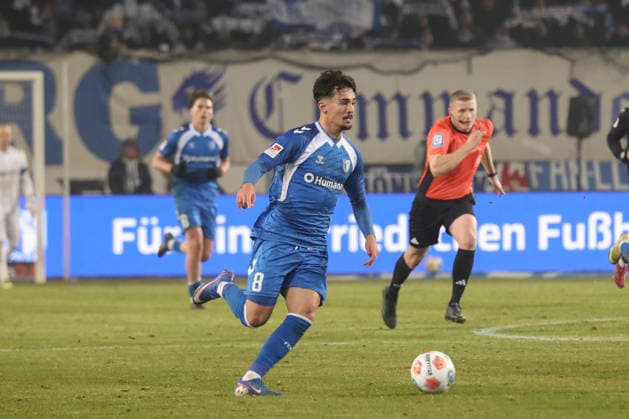 30 01 2026, xgox, Soccer 2 Bundesliga, 1 FC Magdeburg Hannover 96 emspor, v l Laurin Ulrich Magdeburg, 8 DFL DFB REGULATIONS PROHIBIT ANY USE OF PHOTOGRAPHS as IMAGE SEQUENCES and or QUASI VIDEO Magdeburg