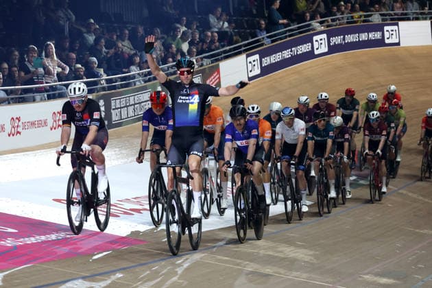 DEU, Sixdays Berlin, 30 01 2026, Velodrom, Berlin, DEU, Sixdays Berlin, in the picture field of riders, Roger Kluge GER , Moritz Augenstein GER nordphotoxGmbHx xEngler nph00076