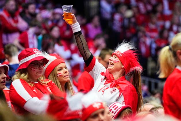 DENMARK Mens European Handball Championship Semifinal Danish spectators before the EHF Euro 2026 semifinal match between Denmark and Iceland at Jyske Bank Boxen in Herning, Friday, January 30, 2026 Photo Bo Amstrup Scanpix 2026 , Herning Denmark  Copyright: BoxAmstrupx spdk20260130-201152-L