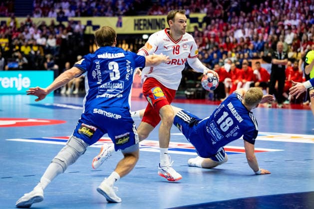HERNING, DENMARK - JANUARY 30: Janus Dadi Smarason (Iceland, 03) against Mathias Gidsel (Denmark, 19) during the EHF EURO 2026 Semifinal 2 match between Denmark vs Iceland at Jyske Bank Boxen Arena on January 30, 2026 in Herning, Denmark. Midtjylland Denmark Copyright: xMarioxM.xKobergx