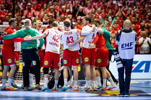HERNING, DENMARK - JANUARY 30: celebration after victory team Denmark during the EHF EURO 2026 Semifinal 2 match between Denmark vs Iceland at Jyske Bank Boxen Arena on January 30, 2026 in Herning, Denmark. Midtjylland Denmark Copyright: xMarioxM.xKobergx
