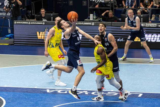 GER, easy Credit Basketball Bundesliga, Syntainics MBC EWE Baskets Oldenburg 30 01 2026, Stadthalle, Weißenfels, GER, easy Credit Basketball Bundesliga, Syntainics MBC EWE Baskets Oldenburg Charles Callison Syntainics MBC, 23 Â Photo Alexander Trienitz Weißenfels Stadthalle Sachsen Anhalt Germany