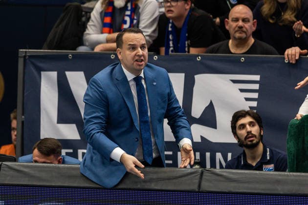 GER, easy Credit Basketball Bundesliga, Syntainics MBC EWE Baskets Oldenburg 30 01 2026, Stadthalle, Weißenfels, GER, easy Credit Basketball Bundesliga, Syntainics MBC EWE Baskets Oldenburg Martin Geissler, Managing Director Syntainics MBC is angry Â Photo Alexander Trienitz Weißenfels Stadthalle Sachsen Anhalt Germany