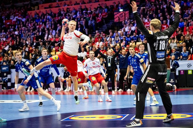 HERNING, DENMARK - JANUARY 30: Magnus Saugstruo (Denmark, 15) in attack during the EHF EURO 2026 Semifinal 2 match between Denmark vs Iceland at Jyske Bank Boxen Arena on January 30, 2026 in Herning, Denmark. Midtjylland Denmark Copyright: xMarioxM.xKobergx