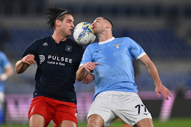CALCIO - Serie A - SS Lazio vs Genoa CFC Lorenzo Colombo of Genoa C.F.C. and Adam Marusic of S.S. Lazio are in action during the 23th matchday of the Serie A championship between S.S. Lazio and Genoa C.F.C. at the Stadio Olimpico on January 30, 2026 in Rome, Italy. Rome Italy  Copyright: xIPAxSport ABACAx