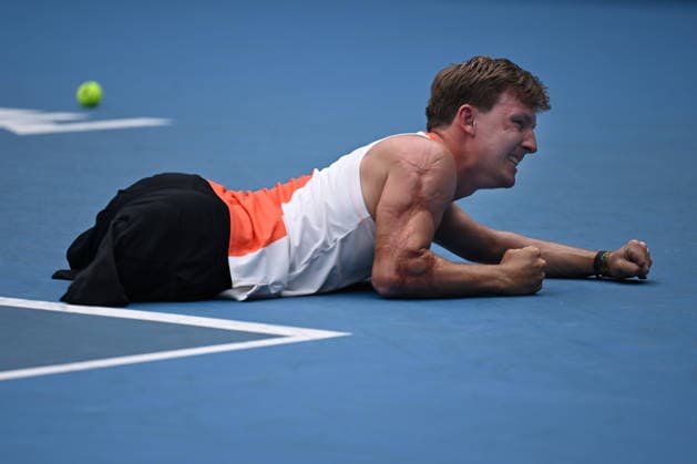 TENNIS AUSTRALIAN OPEN, Niels Vink of the Netherlands celebrates match point during the quad wheelchair final against Sam Schroder of the Netherlands on day 14 of the 2026 Australian Open tennis tournament at Melbourne Park in Melbourne, Saturday, January 31, 2026. ( NO ARCHIVING MELBOURNE VICTORIA AUSTRALIA  Copyright: xJAMESxROSSx 20260131158336726752