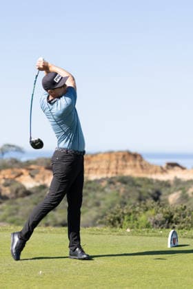 LA JOLLA, CA - JANUARY 30: Seamus Power tees off on the North course fourth hole during the second round of the Farmers Insurance Open on January 30, 2026, at Torrey Pines Golf Course in La Jolla, CA. (Photo by Karl Anderson Icon Sportswire) GOLF: JAN 30 PGA, Golf Herren Farmers Insurance Open EDITORIAL USE ONLY Icon272260130060